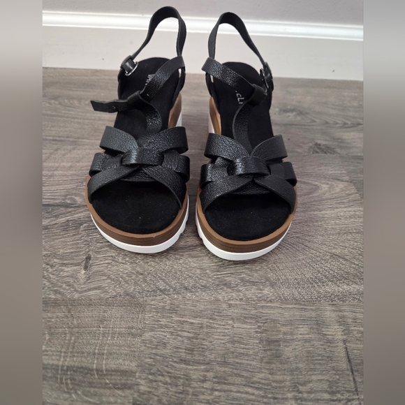 Vaneli Womens Black and Brown Wedge Sandals Size 6.5 - Picture 2 of 5